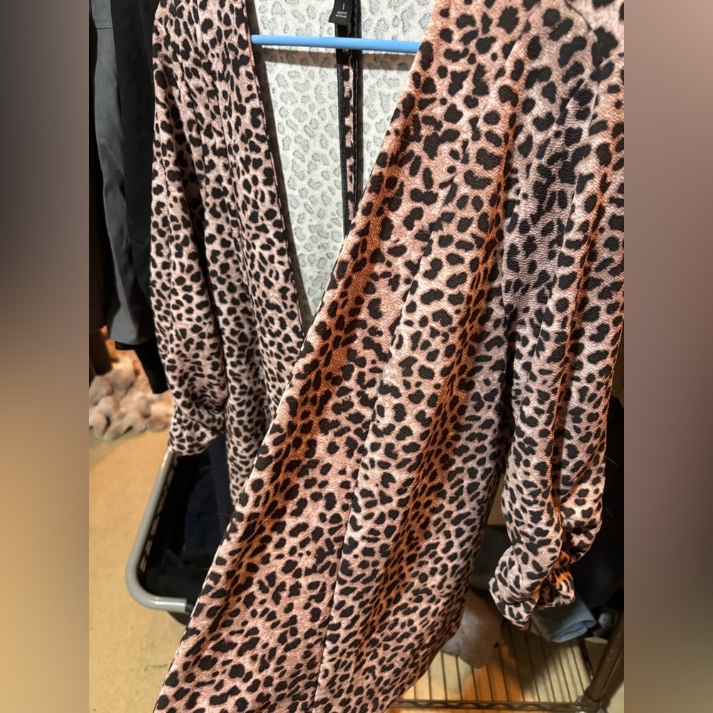 Torrid Leopard Print Office Blazer Cardigan light weight - Picture 4 of 5